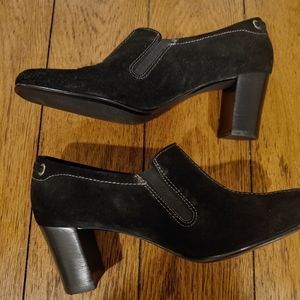Liz Claiborne Annie heels